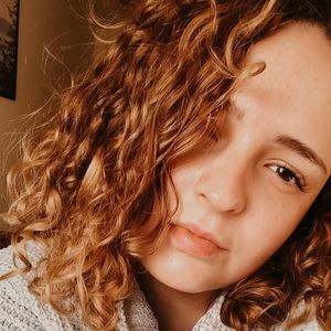 Meet your Posher, Marissa